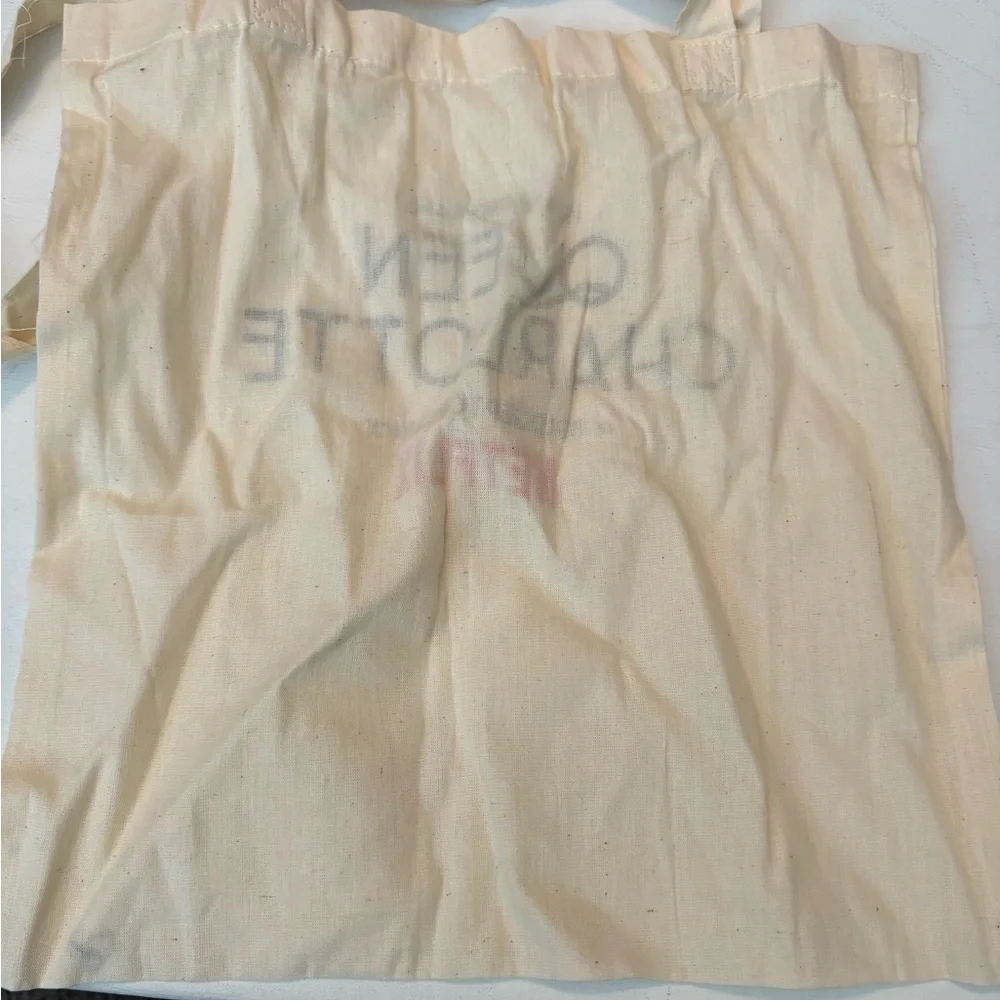 Queen, Charlotte, Bridgerton, Netflix, TV junkie, tote, bag, beach, teacher - Picture 5 of 5